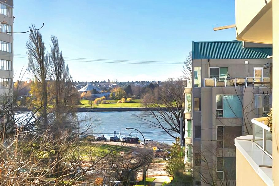 1406 HARWOOD STREET, Vancouver BC V6G 1X5 Vancouver, BC - 1