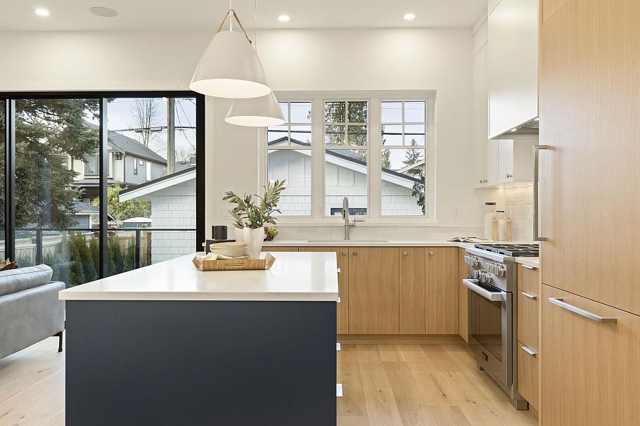 2 3919 W 18th Avenue Vancouver, BC - 9