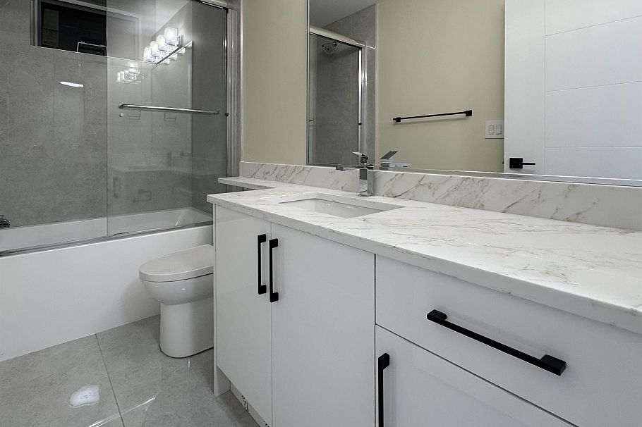 2828 Cheyenne Avenue Vancouver, BC - 34