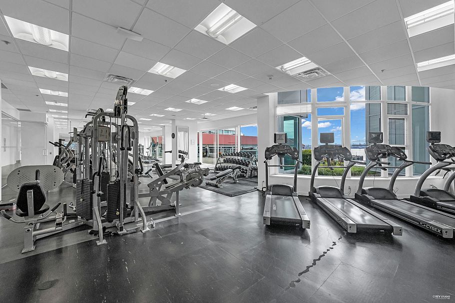 409 100 E Esplanade Street North Vancouver, BC - 33