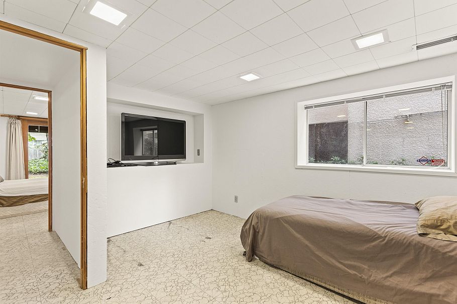 3545 W King Edward Avenue Vancouver, BC - 32