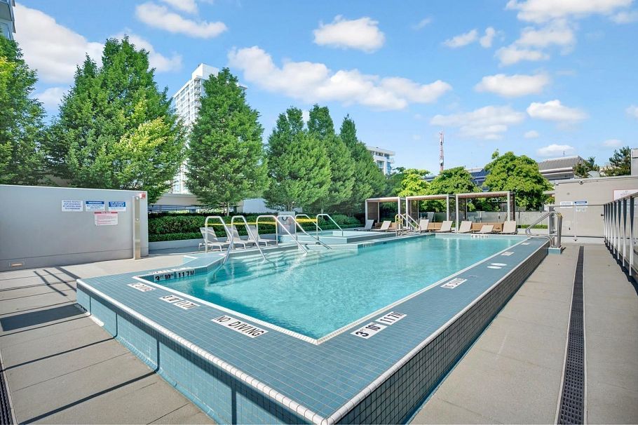 701 112 E 13th Street North Vancouver, BC - 15