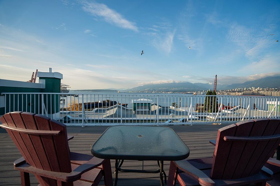 207 2211 Wall Street Vancouver, BC - 22