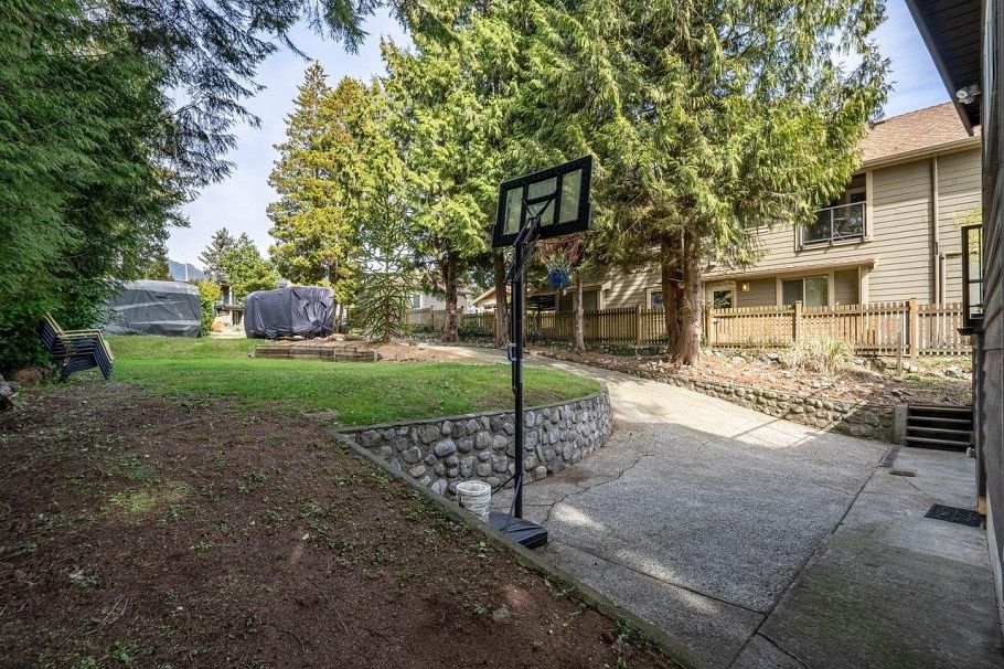 1837 Larson Road North Vancouver, BC - 7