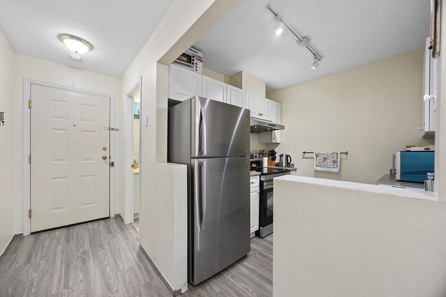 207 3628 Rae Avenue Vancouver, BC - 15