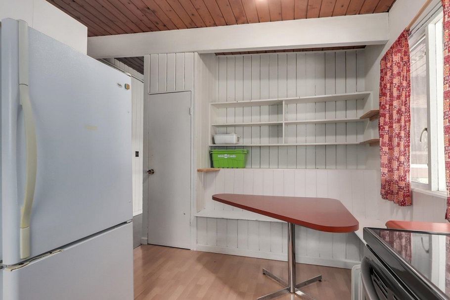 2701 St. Christophers Road North Vancouver, BC - 15