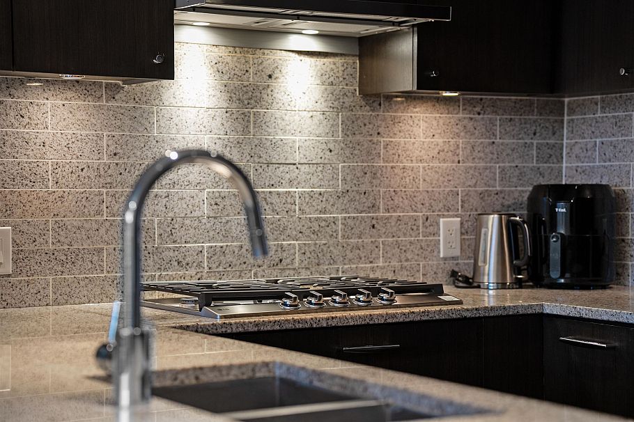 1608 150 W 15th Street North Vancouver, BC - 19