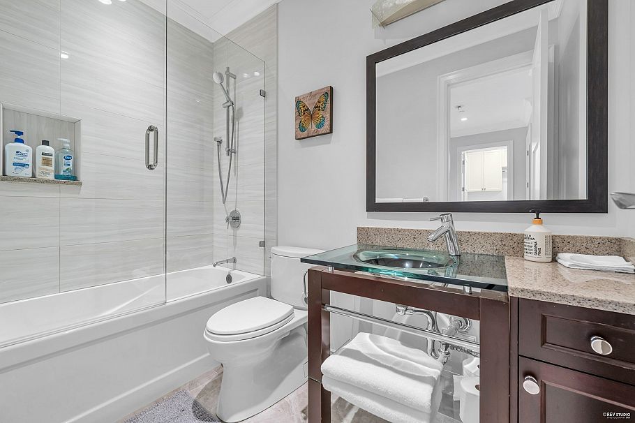 7458 Maple Street Vancouver, BC - 28