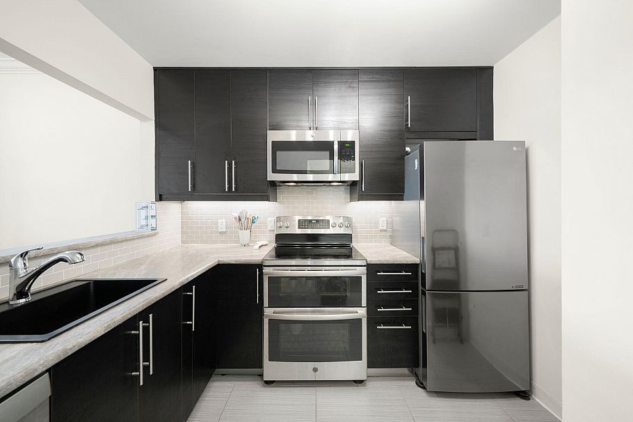 317 630 Roche Point Drive North Vancouver, BC - 5