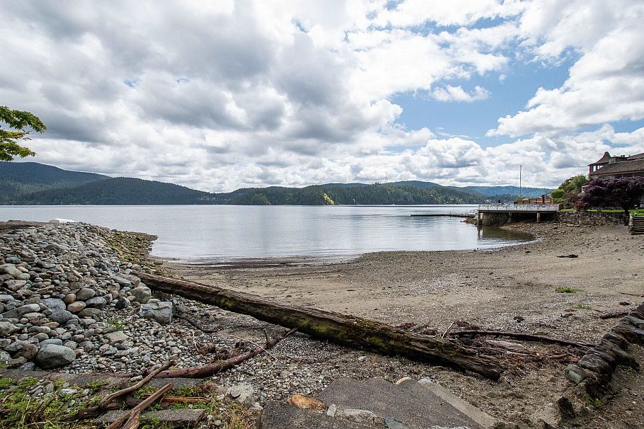 5293 Indian River Drive North Vancouver, BC - 23