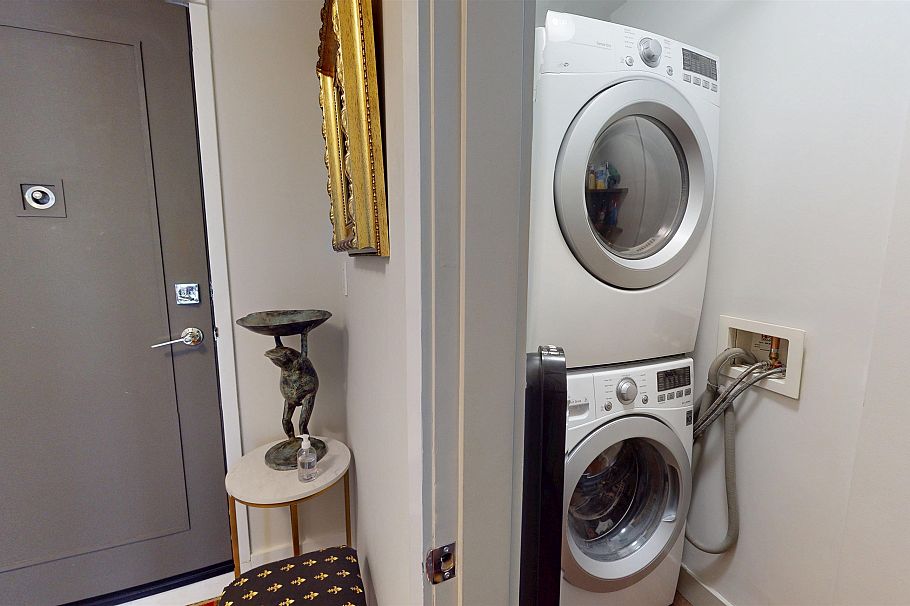 403 985 W 10th Avenue Vancouver, BC - 13