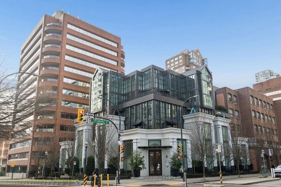1106 Hornby Street Vancouver, BC - 1