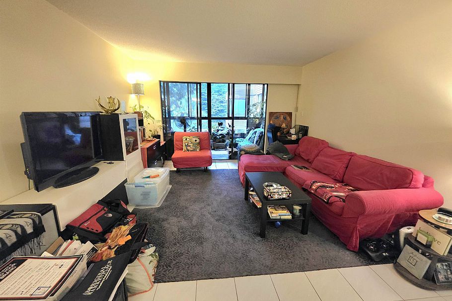 309 1435 Nelson Street Vancouver, BC - 2