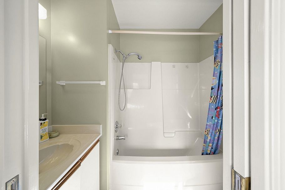 3206 E 25th Avenue Vancouver, BC - 10