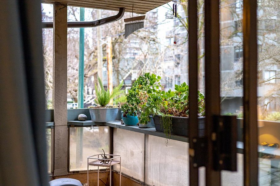 318 1500 Pendrell Street Vancouver, BC - 20