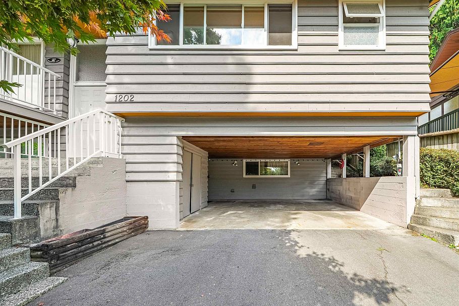 1202 Bracknell Crescent North Vancouver, BC - 39