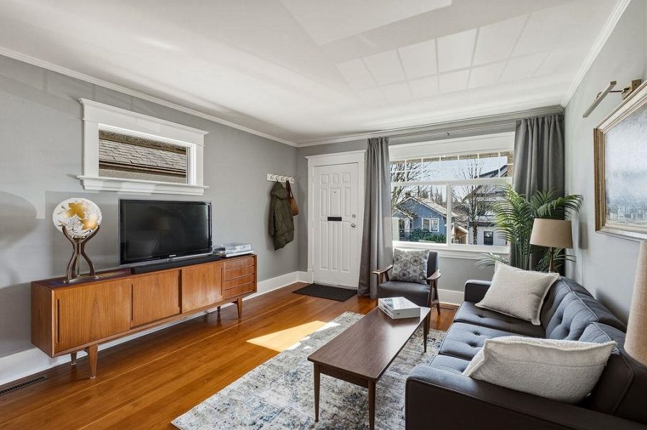 2867 E Georgia Street Vancouver, BC - 5