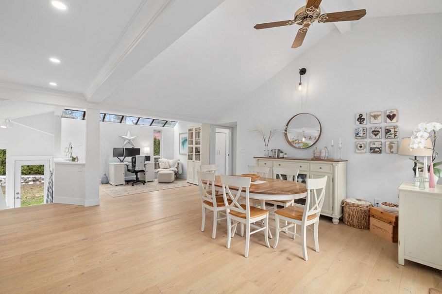 2524 Bendale Road North Vancouver, BC - 10