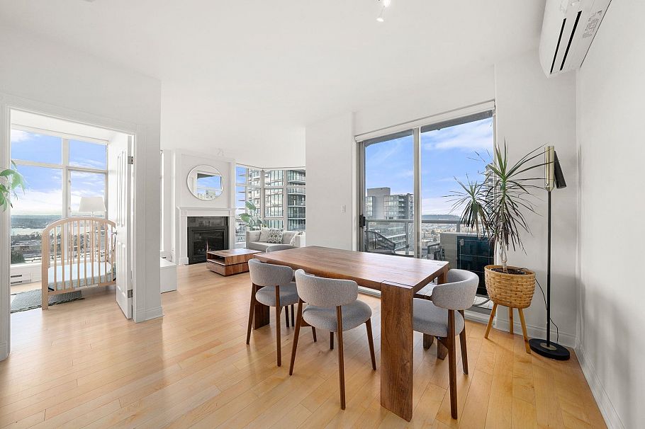 1006 160 E 13th Street North Vancouver, BC - 12