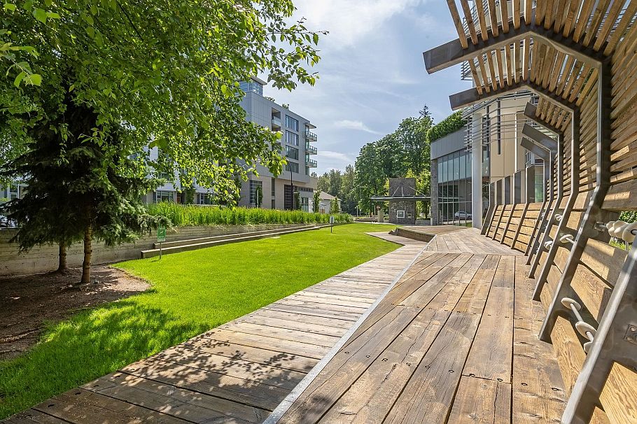 1608 680 Seylynn Crescent North Vancouver, BC - 16