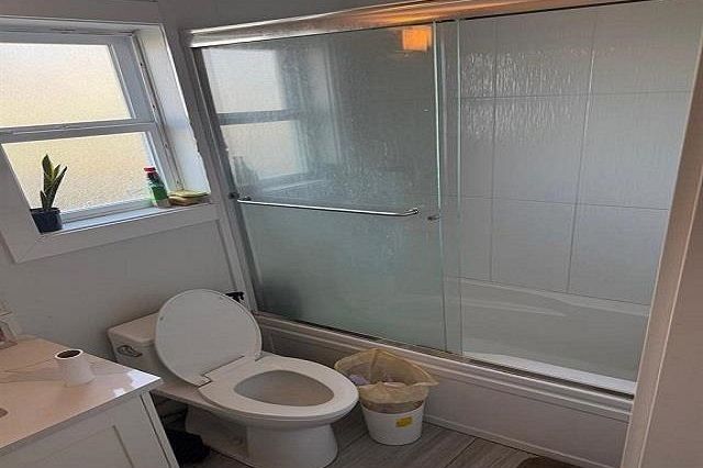 2681 E 41st Street Vancouver, BC - 6