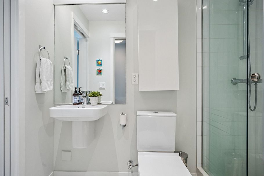 110 4080 Yukon Street Vancouver, BC - 17