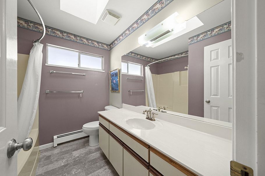 3206 E 25th Avenue Vancouver, BC - 6