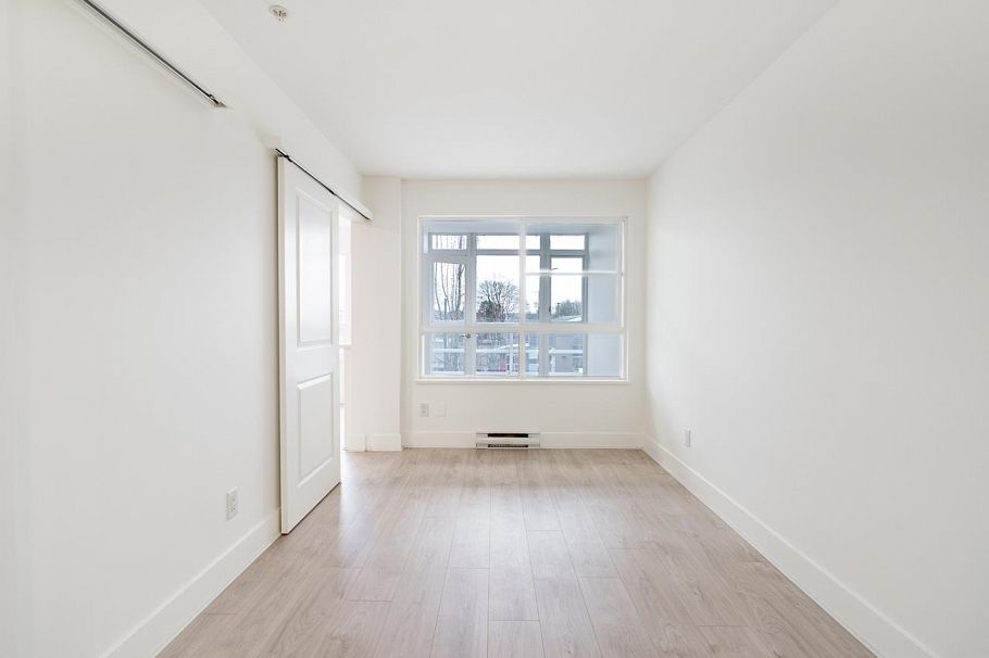 303 3423 E Hastings Street Vancouver, BC - 27