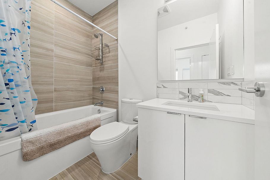 43 3596 Salal Drive North Vancouver, BC - 23