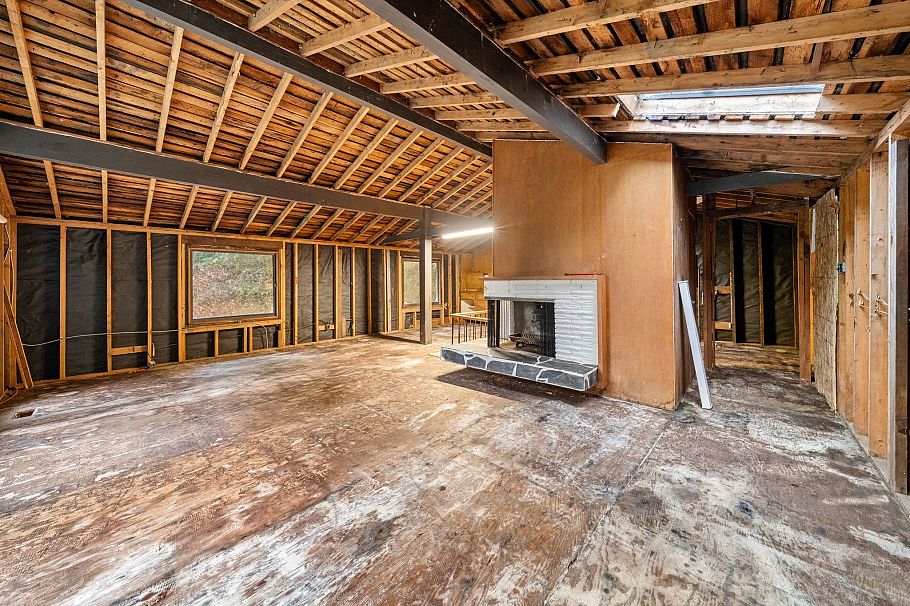 4520 Lynn Valley Road North Vancouver, BC - 7