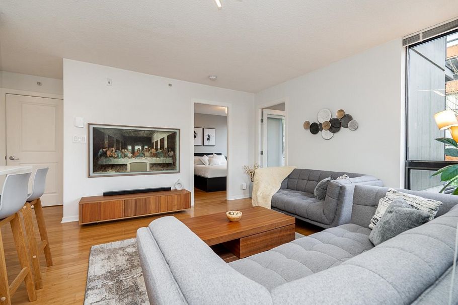 206 3638 Vanness Avenue Vancouver, BC - 7