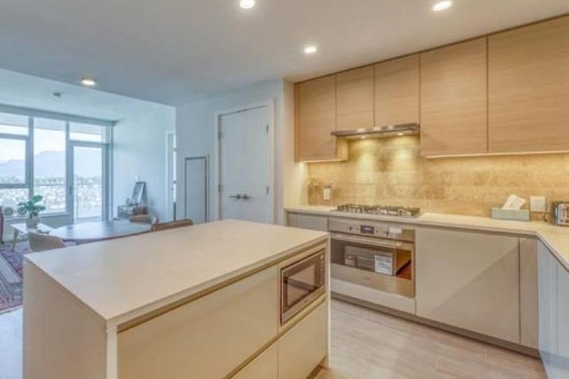 5111 2108 Gilmore Avenue Burnaby, BC - 3