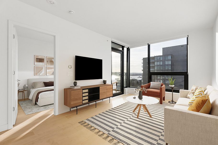 1004 135 E 13th Street North Vancouver, BC - 1