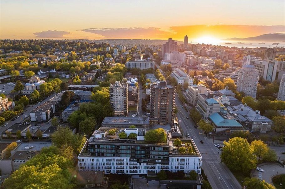 909 2888 Cambie Street Vancouver, BC - 32