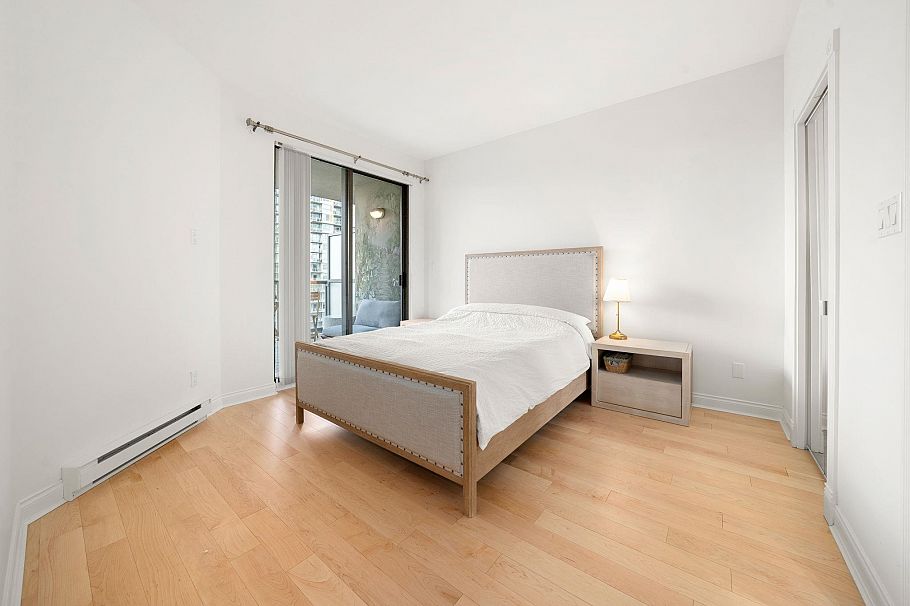 1006 160 E 13th Street North Vancouver, BC - 22