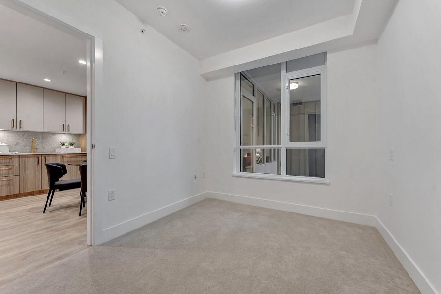 105 2325 Emery Court North Vancouver, BC - 12