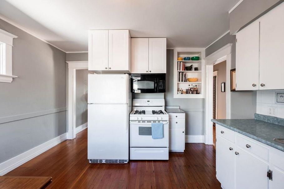 2867 E Georgia Street Vancouver, BC - 11