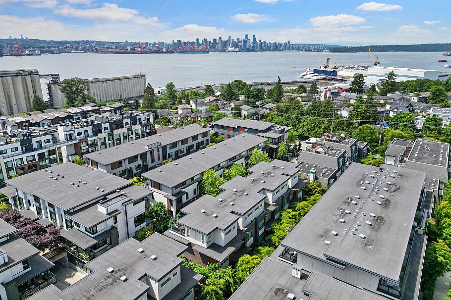 13 533 E 3rd Street North Vancouver, BC - 3