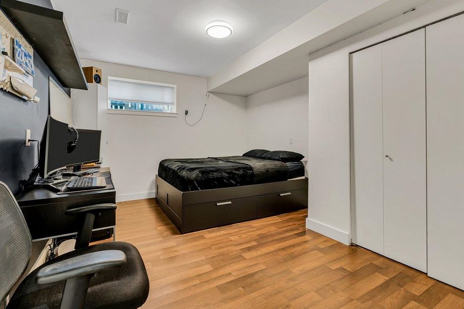 1837 Larson Road North Vancouver, BC - 25