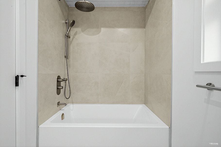 2 1020 Nootka Street Vancouver, BC - 22