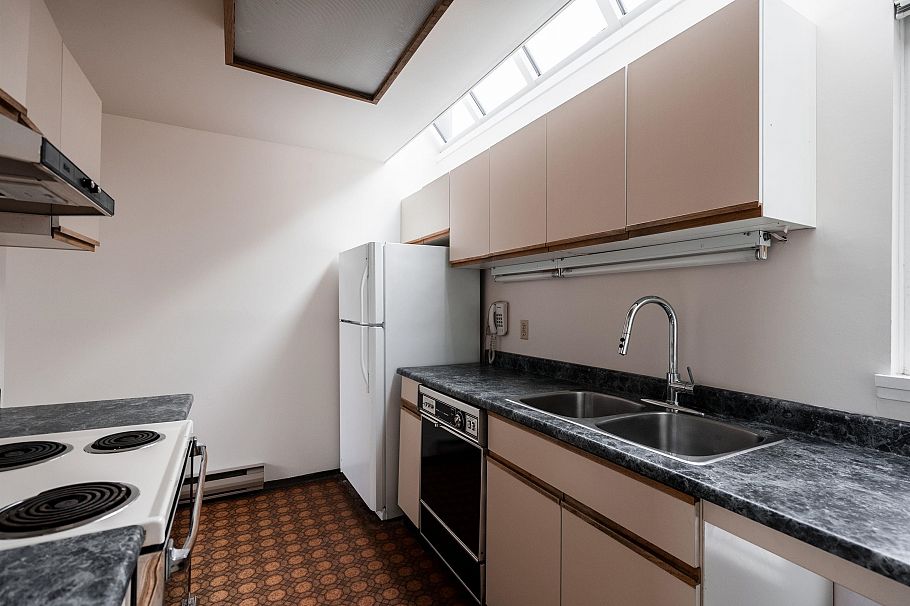 B3 1070 W 7th Avenue Vancouver, BC - 11