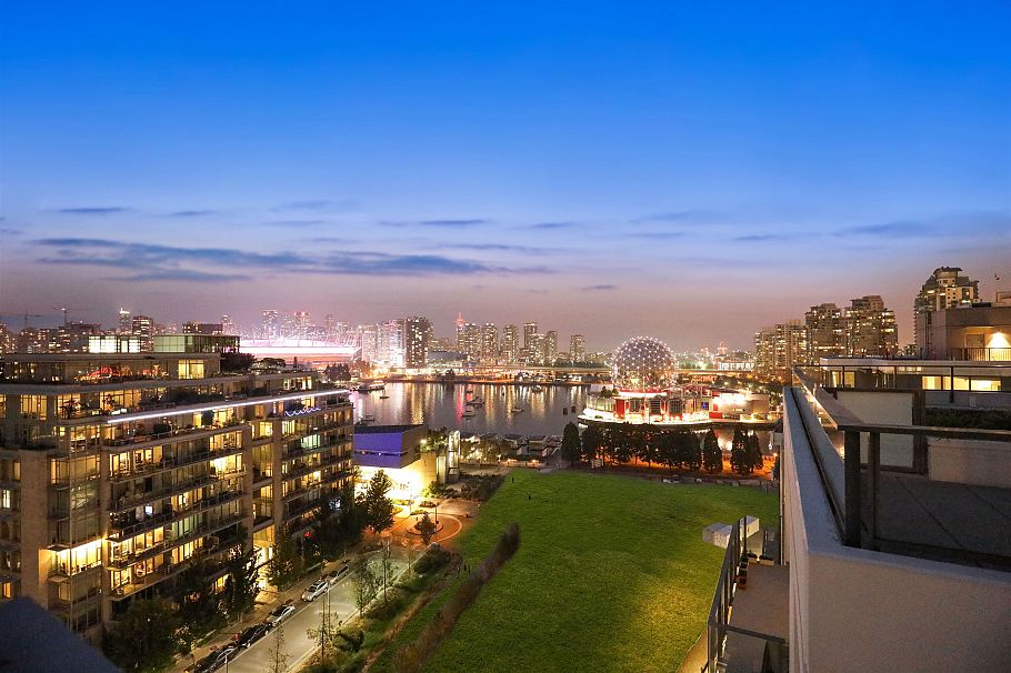 1302 1688 Pullman Porter Street Vancouver, BC - 25