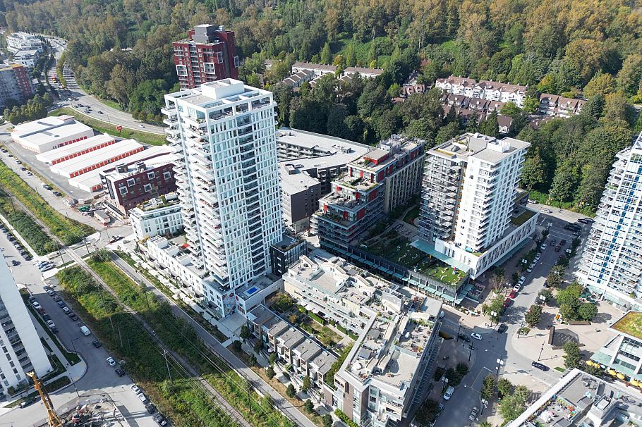 504/505 3438 Sawmill Crescent Vancouver, BC - 1