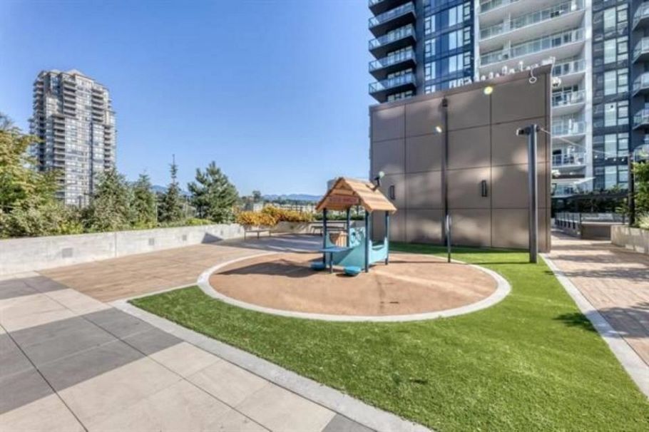 5111 2108 Gilmore Avenue Burnaby, BC - 27