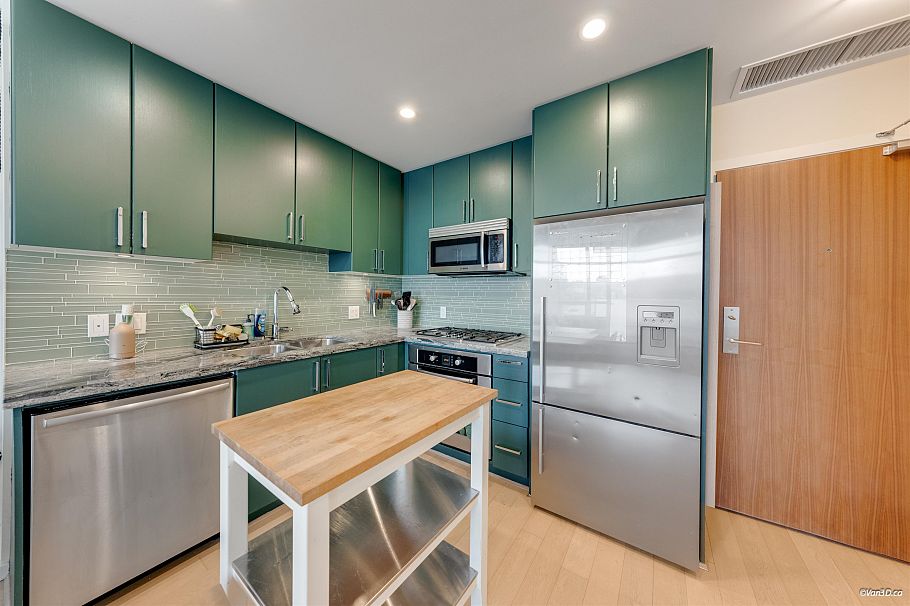 513 63 W 2nd Avenue Vancouver, BC - 7