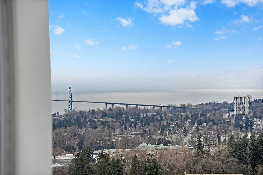 1608 150 W 15th Street North Vancouver, BC - 4