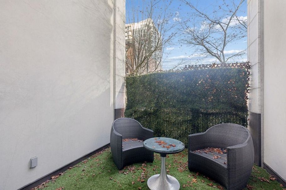 1106 Hornby Street Vancouver, BC - 20