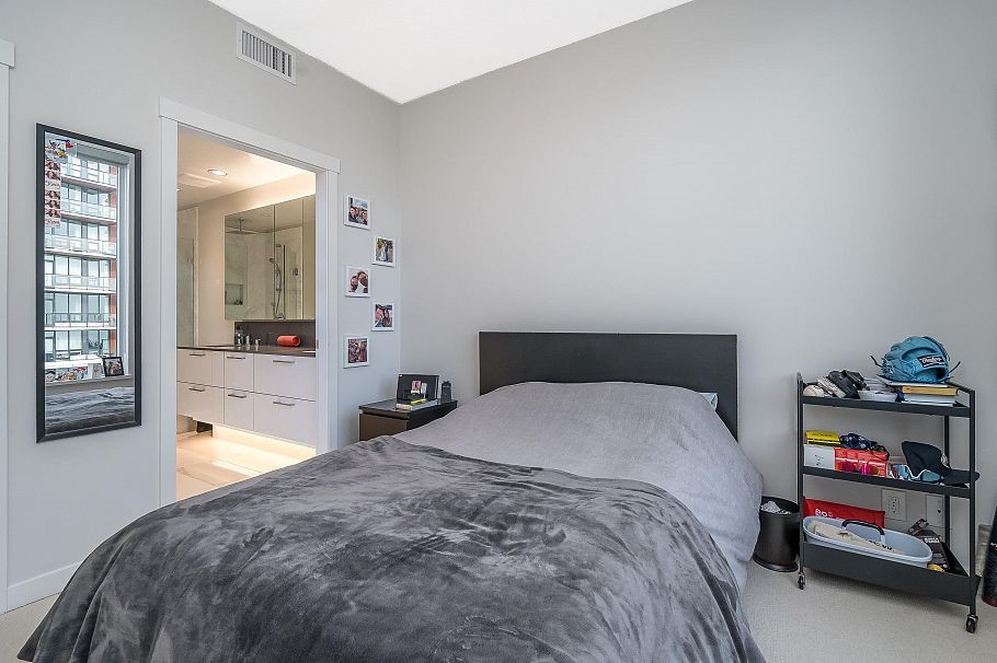 1705 3487 Binning Road Vancouver, BC - 24