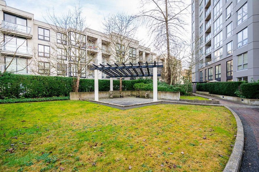 206 3638 Vanness Avenue Vancouver, BC - 30