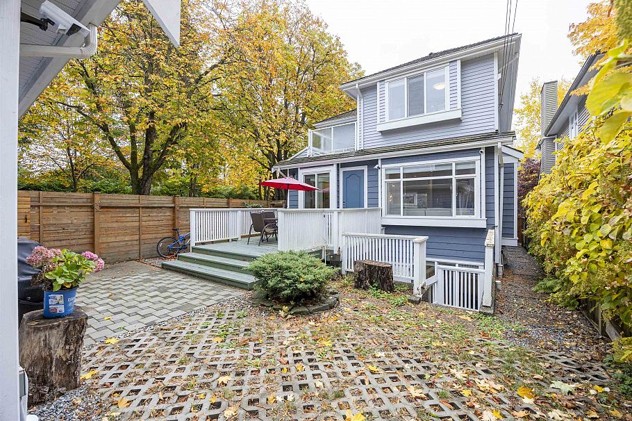 4203 W 14th Avenue Vancouver, BC - 26